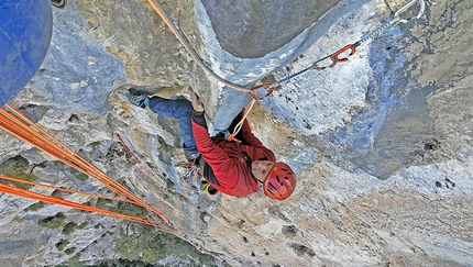 40 on the Rock, Punta Argennas, Sardegna, Rolando Larcher - Francesco Mich sul 5° tiro '40 on the Rock', Punta Argennas, Sardegna