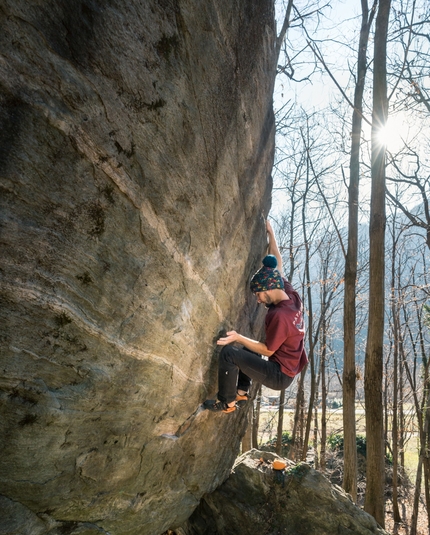 Bouldering in Valle Orco, Pont Canavese - Francesco Primus on 'Scoppio mine' at Pont Canavese in Valle Orco