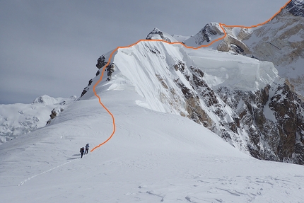 Voennikh Topografov, Tien Shan, Dmitry Golovchenko, Sergei Nilov, Dmitry Grigoryev - Voennikh Topografov South Face (Dmitry Golovchenko, Sergei Nilov, Dmitry Grigoryev)