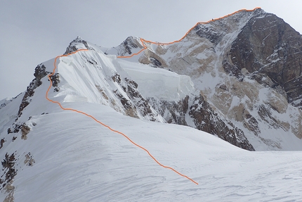 Voennikh Topografov, Tien Shan, Dmitry Golovchenko, Sergei Nilov, Dmitry Grigoryev - Voennikh Topografov parete sud (Dmitry Golovchenko, Sergei Nilov, Dmitry Grigoryev)