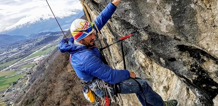 Falesia del Caimano, Valtellina, Cristian Candiotto - La Falesia del Caimano in Valtellina