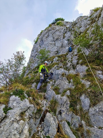 Gruppo Alpinistico Gamma Lecco - Lavori di ripristino e la messa in sicurezza delle ferrate Gamma 1 al Pizzo d’Erna e Gamma 2 sul Resegone,