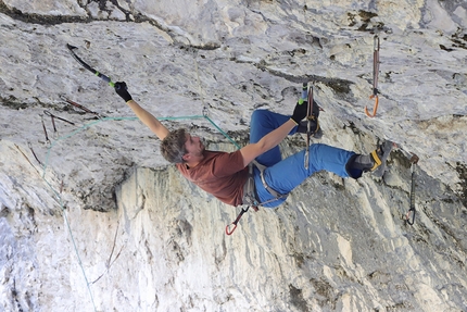 Matteo Pilon in forma a Tomorrow's World, il tempio mondiale del drytooling