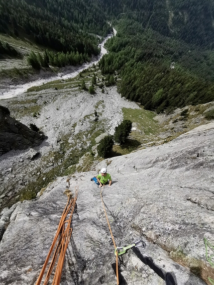 Passo Stalle, Homeoffice, Manuel Gietl, Jakob Steinkasserer - Jakob Steinkasserer sulla via Homeoffice al Passo Stalle