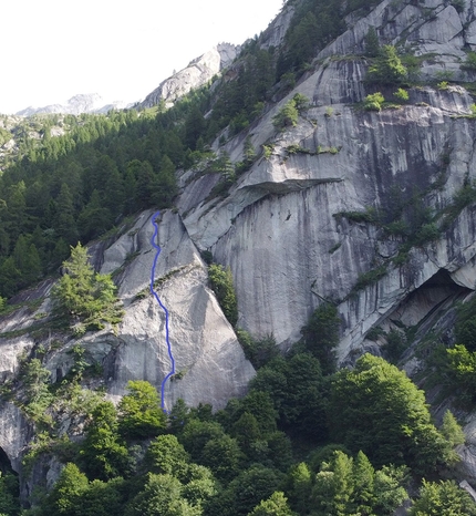 Placche del Ferro, Val del Ferro, Val di Mello, Andrea Mariani, Graziano Milani, Lorenzo Milani - Le Placche Alte del Ferro (Val di Mello) e la via Ferrocinetica di Andrea Mariani, Graziano Milani, Lorenzo Milani