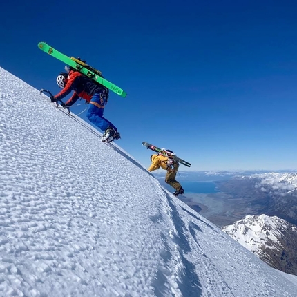 Aoraki Caroline Face, New Zealand, Joe Collinson, Will Rountree, Sam Smoothy - Caroline Face second ski descent, Aoraki / Mount Cook, New Zealand (Joe Collinson, Will Rountree, Sam Smoothy 21/10/2021)