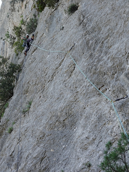 A piede libero, Punta Argennas, Sardegna, Alessandro Baù, Mirco Grasso - Durante l'apertura di A piede libero alla Punta Argennas in Sardegna (Alessandro Baù, Mirco Grasso 06/2021)