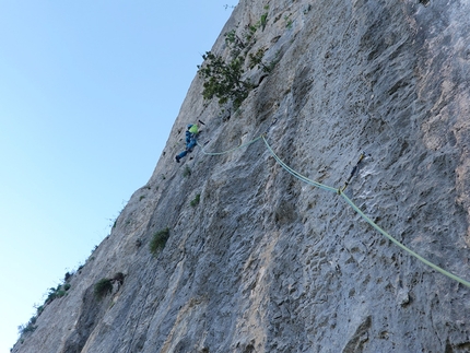 A piede libero a Punta Argennas in Sardegna di Alessandro Baù e Mirco Grasso