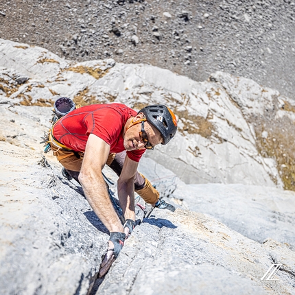 Silvan Schüpbach, Tradündition, Dündenhorn, Switzerland - Peter Von Känel climbing Tradündition on Dündenhorn, Switzerland