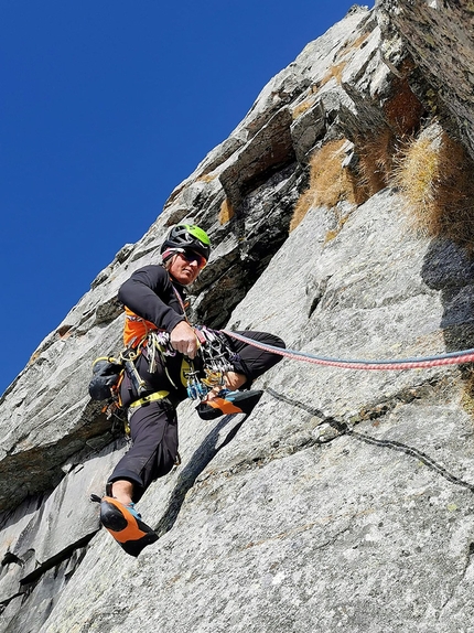 Heimatbühne, Monte Magro, Vedrette di Ries, Manuel Gietl, Simon Gietl - Manuel Gietl e Simon Gietl in apertura su Heimatbühne sul Monte Magro (Vedrette di Ries) il 26/10/2021