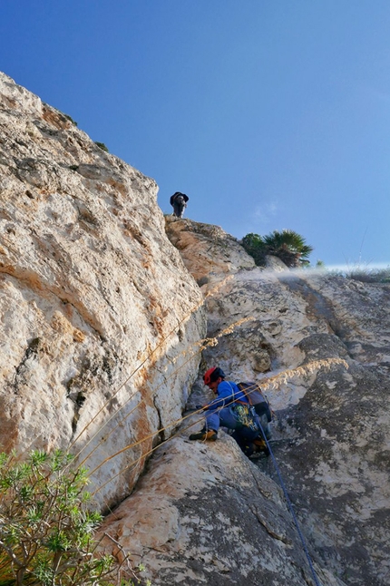 Monte Cofano, Sicilia, Via Polvere di Stelle, Marco Puleo - Via Polvere di Stelle al Monte Cofano in Sicilia (Nicola Binelli, Giuseppe Gallo, Linda Grossi, Marco Puleo)