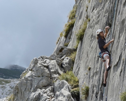 Moon Wall, Falesia di Gias Gruppetti, Giovanni Massari - K.Chiavassa su Dani 5c+ alla Moon Wall di Gias Gruppetti