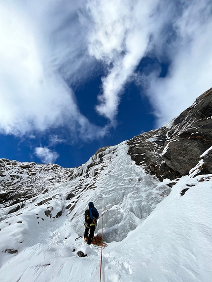 Cascata del Monzino, Val Veny, Mont Blanc, Massimo Datrino, Gianluca Marra - Cascata del Monzino in Val Veny, Mont Blanc massif (Massimo Datrino, Gianluca Marra 01/12/2021)