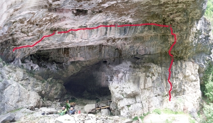 El Viro, Covolon, Val Gàdena, Paola Gottardello, Fausto Maragno, Max Poggese - Durante l'apertura di El Viro nella grotta del Covolon in Val Gàdena (Paola Gottardello, Fausto Maragno, Max Poggese 05-06/2020)