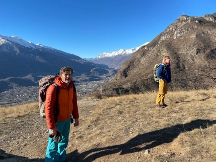 Punta Nini di Cateissard, Valle di Susa - Punta Nini di Cateissard in Val di Susa: Andrea Giorda e Claudio Battezzati sui prati assolati del Cateissard