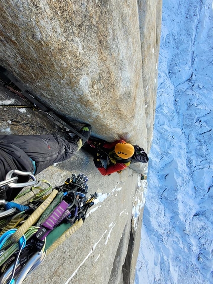 Uli Biaho Gallery, Trango, Karakorum, Pakistan, Damian Bielecki, Marcin Tomaszewski - Frozen Fight Club on Uli Biaho Gallery, Trango, Karakorum, Pakistan (Damian Bielecki, Marcin Tomaszewski 05- 16/12/2021)