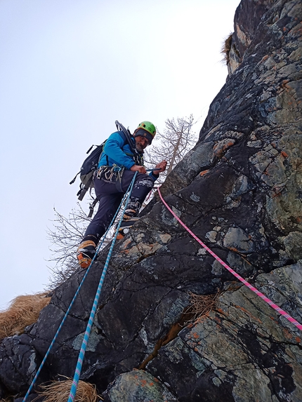 Falesia Mussa Dry, Pian della Mussa, Val d’Ala di Lanzo - Dry tooling alla Falesia Mussa Dry al Pian della Mussa, Val d’Ala di Lanzo