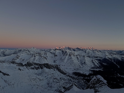 Cima Busazza, Adamello – Presanella, Strapazzati dalla Luna Piena, Emanuele Andreozzi, Matteo Faletti, Francesco Nardelli - Strapazzati dalla Luna Piena alla Cima Busazza (Adamello – Presanella) aperta da Emanuele Andreozzi, Matteo Faletti, Francesco Nardelli il 17/12/2021