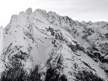 Dolomiti sci ripido, Francesco Vascellari - Cristallino di Misurina 2786m, Parete Nord, Cristallo-Popena (Francesco Vascellari, Tiziano Canal e Loris De Barba 21/05/2021).