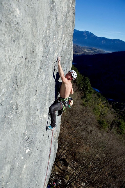 Gioele Piffer (15) repeats L’Arte di salire in alto, historic Rolando Larcher 8c at Celva