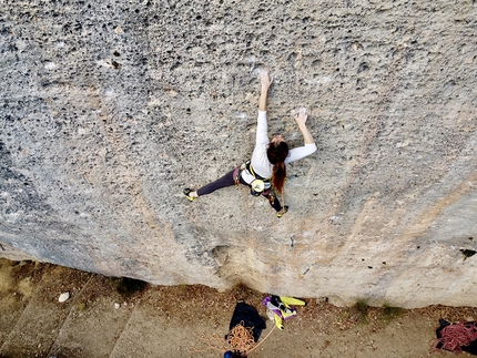 Silvio Reffo, Grotti - Francesca Simionato in arrampicata a Grotti