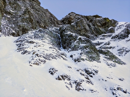 Pizzo Trona, Val Gerola, Cristian Candiotto - Cristian Candiotto durante la prima salita di Via Benvenuta Amélie sul Pizzo Trona in Val Gerola il 11/01/2022