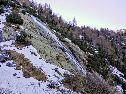 Cascata Placca Spietata, Val Gerola, Pietro Bonaiti, Cristian Candiotto - Cascata Placca Spietata in Valle della Pietra, Val Gerola (Pietro Bonaiti, Cristian Candiotto 13/01/2022)