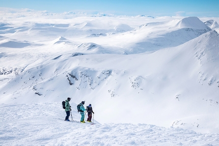 Freedom To Explore, Jackie Paaso - Freedom To Explore:the adventure of the 12 highest mountains in Sweden