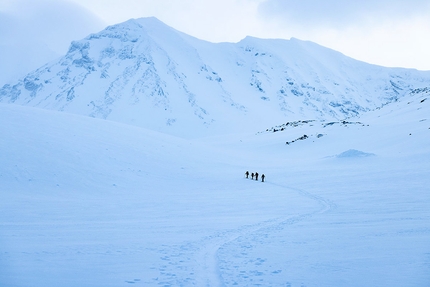 Freedom To Explore, Jackie Paaso - Freedom To Explore:the adventure of the 12 highest mountains in Sweden