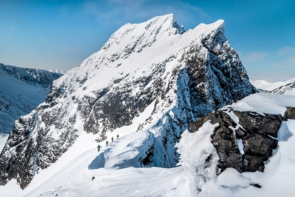 Freedom To Explore, Jackie Paaso - Freedom To Explore:the adventure of the 12 highest mountains in Sweden