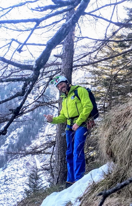 Via dei Pugliesi, Val Gerola, Cristian Candiotto - Via dei Pugliesi in Val Gerola, Orobie Valtellinesi (Andrea Biraghi, Francesco e Giuseppe Bellosguardo, Cristian Candiotto, Cristian Leonarduzzi Emanuele Panzeri 23/01/2022)