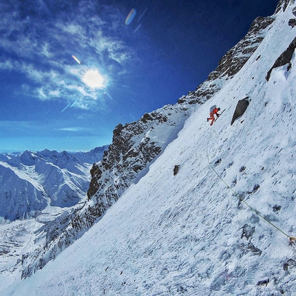 Nanga Parbat, Hervé Barmasse, David Göttler - Hervé Barmasse e David Göttler impegnato sul Nanga Parbat in inverno