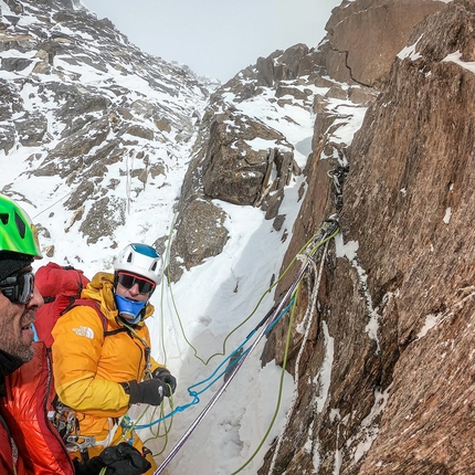 Nanga Parbat, Hervé Barmasse, David Göttler - Hervé Barmasse and David Göttler attempting to climb Nanga Parbat in winter