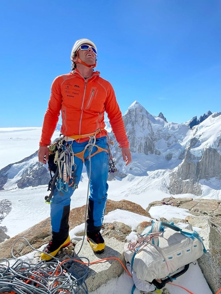 Cerro Torre, Patagonia, Roger Schäli, Mario Heller, Pablo Pontoriero - Cerro Torre, Patagonia: Roger Schäli climbing the West Face Ragni Route