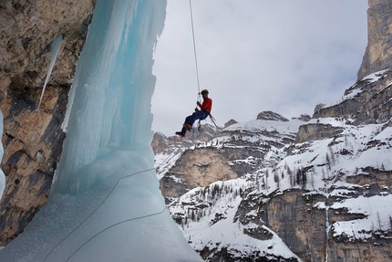 Corona Clean, Val Travenanzes, Dolomites, Simon Kehrer, Lukas Troi - Simon Kehrer climbing Corona Clean in Val Travenanzes, Dolomites, on 20/02/2020