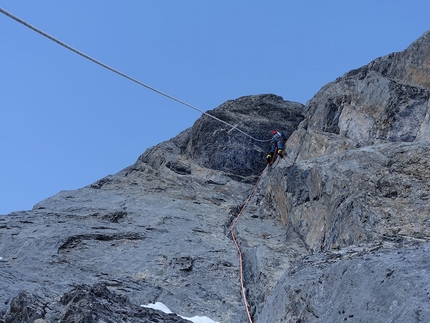 Eiger, Direttissima Harlin, Leo Billon, Sébastien Ratel, Benjamin Védrines, alpinismo - Direttissima Harlin on the North Face of the Eiger climbed in winter by Leo Billon, Sébastien Ratel and Benjamin Védrines