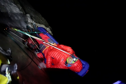 Grandes Jorasses, Pointe Whymper, Mont Blanc, Directe de l'Amitié, Leo Billon, Sébastien Ratel, Benjamin Védrines - Directe de l'Amitié on the North Face of the Grandes Jorasses climbed from 24 to 26 January 2022 by Leo Billon, Sébastien Ratel, Benjamin Védrines