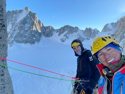 Pointe Adolphe Rey, Mont Blanc, François Cazzanelli, Jerome Perruquet - Jerome Perruquet and François Cazzanelli establishing Impulso Geniale on the north face of Pic Adolphe Rey, Mont Blanc, on 10/02/2022