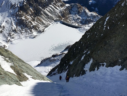 Becca Salé, Valtournenche, François Cazzanelli, Jerome Perruquet, Francesco Ratti - Su Per Cignana alla Becca Salé in Valtournenche (François Cazzanelli, Jerome Perruquet, Francesco Ratti 09/02/2022)