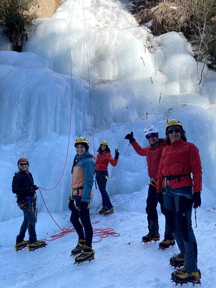 Cogne, Meeting Femminile Italiano di Arrampicata su ghiaccio - Il primo Meeting Femminile Italiano di Arrampicata su ghiaccio a Cogne