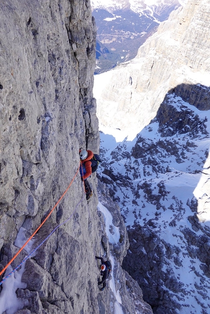 Davide Sassudelli, Campanile Basso, Dolomiti di Brenta - Sulla via Preuss, Campanile Basso, Dolomiti di Brenta