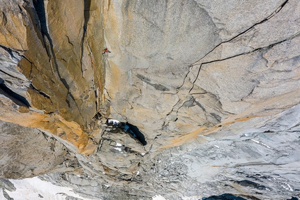 Alex Honnold, The Soloist VR - Alex Honnold free soloing the majority of the American Direct on Petit Dru in the Mont Blanc massif