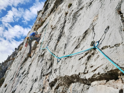 Al Monte Casale in Valle del Sarca Il Tempo è come il Fiume. Di Marco Bozzetta