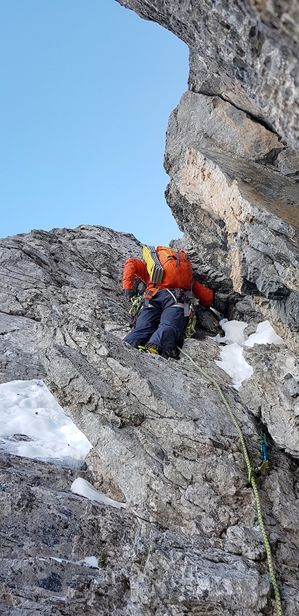 Eiger, North Face, Heckmair, Laura Tiefenthaler, Jana Möhrer - Laura Tiefenthaler climbing the North Face of the Eiger via Heckmair route on 08/03/2022