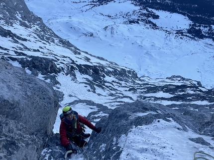 Eiger, North Face, Heckmair, Laura Tiefenthaler, Jana Möhrer - Jana Möhrer climbing the North Face of the Eiger via Heckmair route on 08/03/2022