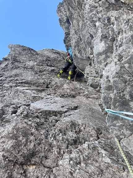 Eiger, North Face, Heckmair, Laura Tiefenthaler, Jana Möhrer - Jana Möhrer climbing the North Face of the Eiger via Heckmair route on 08/03/2022