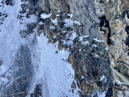 Eiger, North Face, Heckmair, Laura Tiefenthaler, Jana Möhrer - Jana Möhrer climbing the North Face of the Eiger via Heckmair route on 08/03/2022