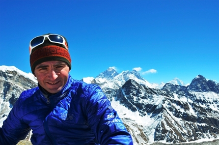 Ueli Steck top speed solo on Shisha Pangma