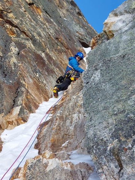 Gubachspitze, Austria, Tauern Supercouloir, Sepp Stanglechner, Hans Zlöbl - Hans Zlöbl making the first ascent of Tauern Supercouloir on Gubachspitze in Austria on 13/03/2022