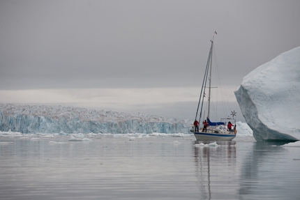 Piolet d'Or 2011 - Greenland Big Walls Expedition